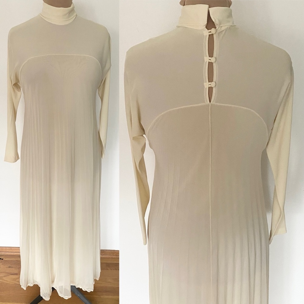 Vintage 70s KAYSER Sheer Pleated Nightgown *Small* Ivory Nylon High Neck Maxi